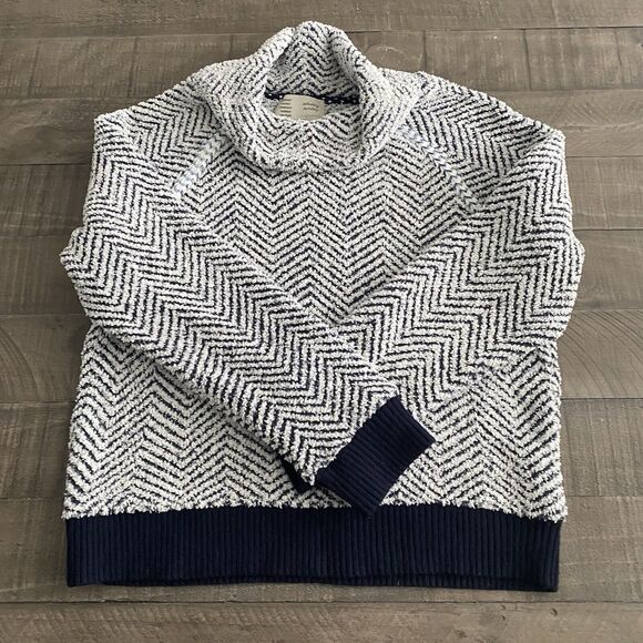 Anthropologie Saturday Sunday Fuzzy Pullover XXS Navy Blue White Chevron - Picture 3 of 15